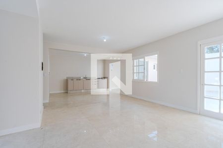 Sala de casa de condomínio à venda com 4 quartos, 221m² em Jardim Isabel, Porto Alegre