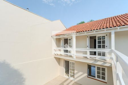 Casa de condomínio à venda com 221m², 4 quartos e 3 vagasÁrea externa