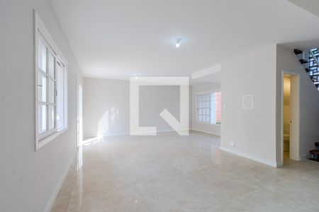 Sala de casa de condomínio à venda com 4 quartos, 221m² em Jardim Isabel, Porto Alegre