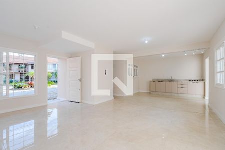 Sala de casa de condomínio à venda com 4 quartos, 221m² em Jardim Isabel, Porto Alegre