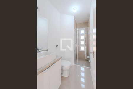 Casa de condomínio à venda com 221m², 4 quartos e 3 vagasBanheiro