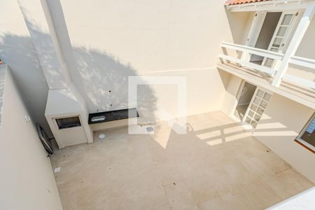 Casa de condomínio à venda com 221m², 4 quartos e 3 vagasÁrea externa