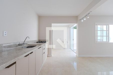 Casa de condomínio à venda com 221m², 4 quartos e 3 vagasCozinha