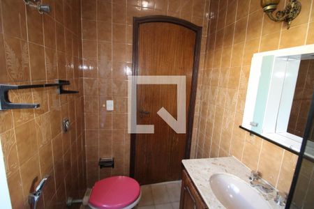 Casa à venda com 420m², 5 quartos e 3 vagasQuarto 3 - Banheiro