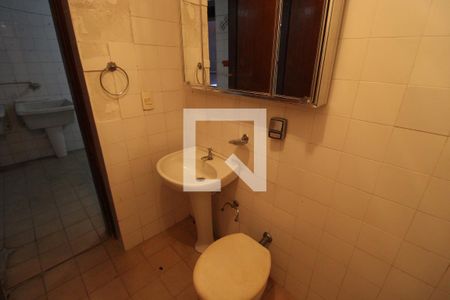 Casa à venda com 420m², 5 quartos e 3 vagasÁrea de Serviço - Banheiro