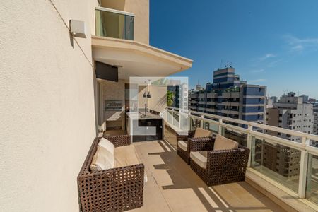 Apartamento à venda com 340m², 4 quartos e 4 vagas Apartamento à venda com 340m², 4 quartos e 4 vagasVaranda Gourmet