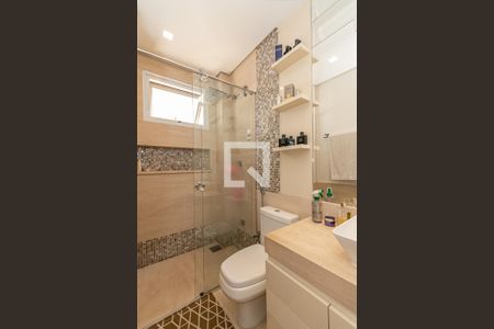 Apartamento à venda com 340m², 4 quartos e 4 vagas Apartamento à venda com 340m², 4 quartos e 4 vagasBanheiro da Suíte 1