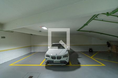 Apartamento à venda com 340m², 4 quartos e 4 vagas Apartamento à venda com 340m², 4 quartos e 4 vagasGaragem