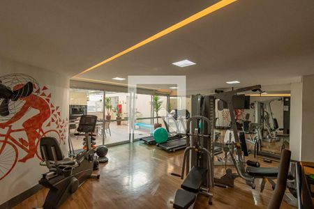 Apartamento à venda com 340m², 4 quartos e 4 vagas Apartamento à venda com 340m², 4 quartos e 4 vagasÁrea comum - Academia