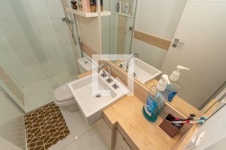 Apartamento à venda com 340m², 4 quartos e 4 vagas Apartamento à venda com 340m², 4 quartos e 4 vagasDetalhe Banheiro da Suíte 4