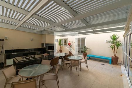 Apartamento à venda com 340m², 4 quartos e 4 vagas Apartamento à venda com 340m², 4 quartos e 4 vagasÁrea comum - Churrasqueira