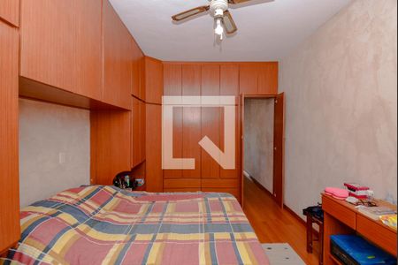 Casa à venda com 100m², 2 quartos e 2 vagas Casa à venda com 100m², 2 quartos e 2 vagasQuarto 2