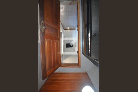 Apartamento para alugar com 160m², 4 quartos e sem vagaBanheiro da Suíte