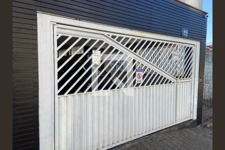 Casa à venda com 320m², 3 quartos e 3 vagasFachada