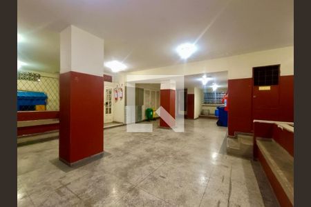Apartamento para alugar com 70m², 2 quartos e 1 vaga Apartamento para alugar com 70m², 2 quartos e 1 vagaÁrea Comum - Playground