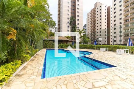 Apartamento à venda com 72m², 3 quartos e 1 vaga Apartamento à venda com 72m², 3 quartos e 1 vagaÁrea comum - Piscina