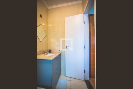 Casa à venda com 250m², 3 quartos e 7 vagas Casa à venda com 250m², 3 quartos e 7 vagasBanheiro Suíte