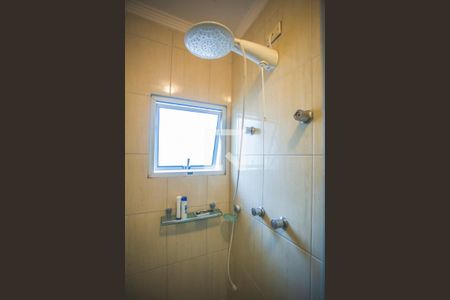 Casa à venda com 250m², 3 quartos e 7 vagas Casa à venda com 250m², 3 quartos e 7 vagasBanheiro Suíte