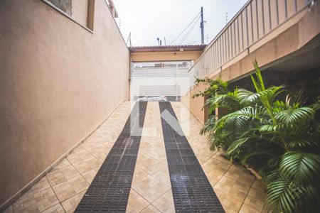 Casa à venda com 250m², 3 quartos e 7 vagas Casa à venda com 250m², 3 quartos e 7 vagasGaragem