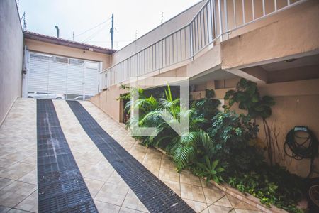 Casa à venda com 250m², 3 quartos e 7 vagas Casa à venda com 250m², 3 quartos e 7 vagasGaragem