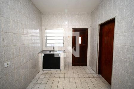 Sala/Cozinha de casa para alugar com 1 quarto, 40m² em Jardim Maria Rita, São Paulo