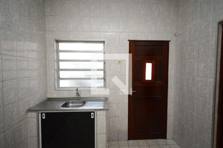 Sala/Cozinha de casa para alugar com 1 quarto, 40m² em Jardim Maria Rita, São Paulo