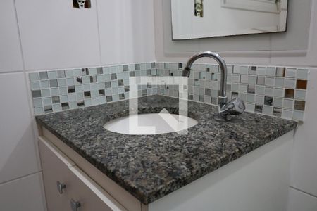 Apartamento para alugar com 56m², 2 quartos e 1 vagaBanheiro Social - Pia