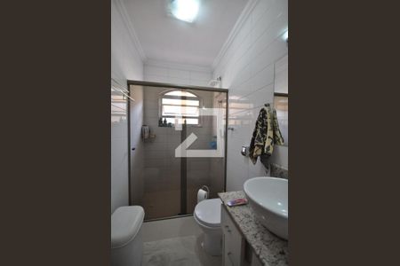 Casa à venda com 125m², 3 quartos e 2 vagasBanheiro Social