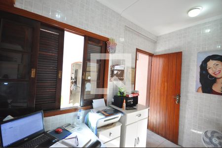 Casa à venda com 125m², 3 quartos e 2 vagasQuarto de Serviço