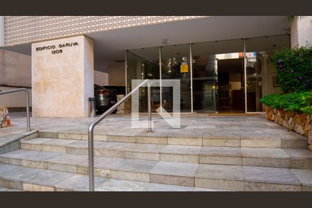 Apartamento à venda com 123m², 3 quartos e 2 vagasEntrada