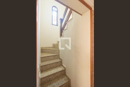 Escada de casa para alugar com 3 quartos, 150m² em Campo Grande, Rio de Janeiro