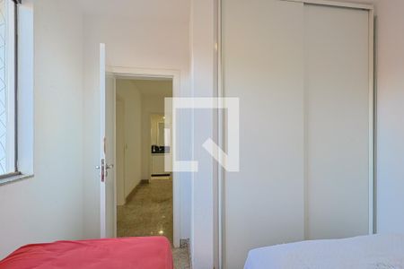 Casa à venda com 205m², 3 quartos e 2 vagasQuarto 2
