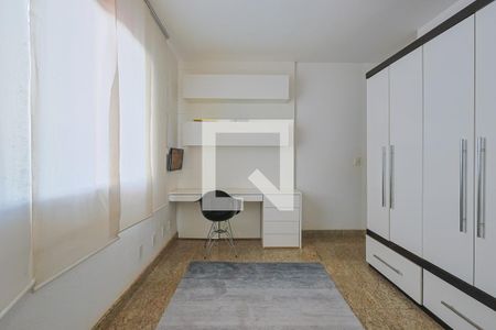 Casa à venda com 205m², 3 quartos e 2 vagasQuarto 3 - Suíte