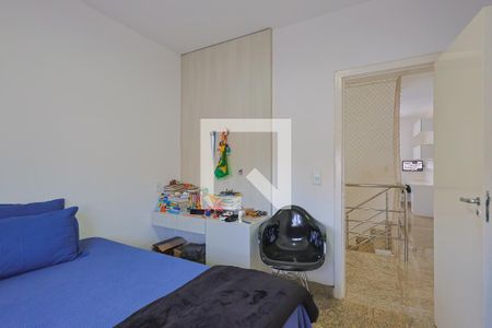 Casa à venda com 205m², 3 quartos e 2 vagasQuarto 1