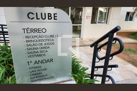 Apartamento à venda com 131m², 3 quartos e 2 vagas Apartamento à venda com 131m², 3 quartos e 2 vagasClube
