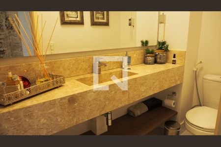 Apartamento à venda com 131m², 3 quartos e 2 vagasLavabo