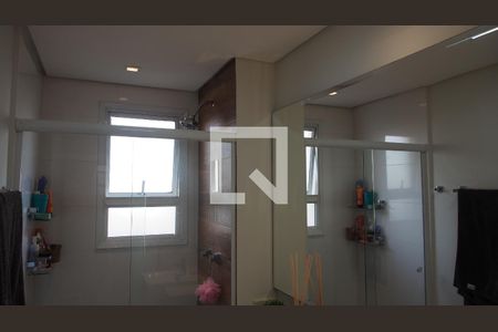 Apartamento à venda com 131m², 3 quartos e 2 vagasBanheiro da Suíte 2