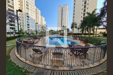 Apartamento à venda com 131m², 3 quartos e 2 vagas Apartamento à venda com 131m², 3 quartos e 2 vagasÁrea comum - Piscina