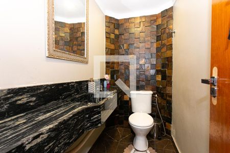 Casa à venda com 210m², 3 quartos e 2 vagas Casa à venda com 210m², 3 quartos e 2 vagasLavabo