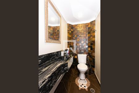 Casa à venda com 210m², 3 quartos e 2 vagas Casa à venda com 210m², 3 quartos e 2 vagasLavabo