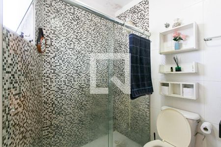 Casa à venda com 210m², 3 quartos e 2 vagas Casa à venda com 210m², 3 quartos e 2 vagasBanheiro da Suíte