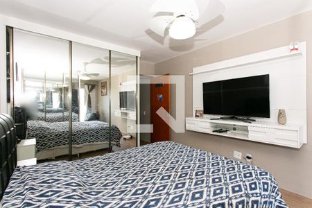 Casa à venda com 210m², 3 quartos e 2 vagas Casa à venda com 210m², 3 quartos e 2 vagasSuíte