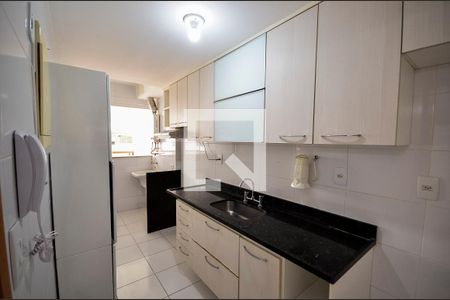 Apartamento à venda com 90m², 3 quartos e 2 vagasCozinha