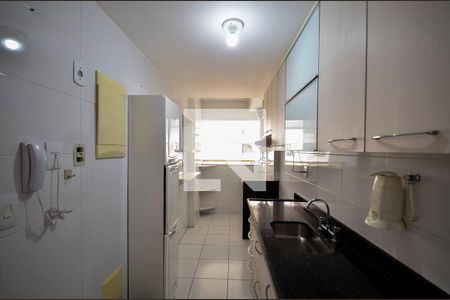 Apartamento à venda com 90m², 3 quartos e 2 vagasCozinha