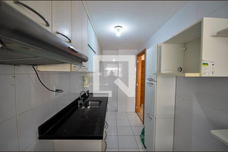 Apartamento à venda com 90m², 3 quartos e 2 vagasCozinha