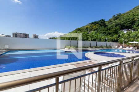 Apartamento à venda com 90m², 3 quartos e 2 vagasÁrea comum - Piscina