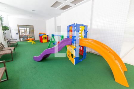 Apartamento à venda com 90m², 3 quartos e 2 vagasÁrea comum - Playground