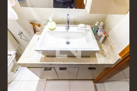 Casa à venda com 180m², 3 quartos e 1 vagaBanheiro