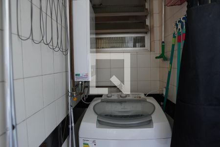 Apartamento para alugar com 146m², 3 quartos e 1 vagaÁrea de Serviço