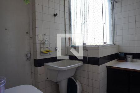 Apartamento para alugar com 146m², 3 quartos e 1 vagaÁrea de Serviço